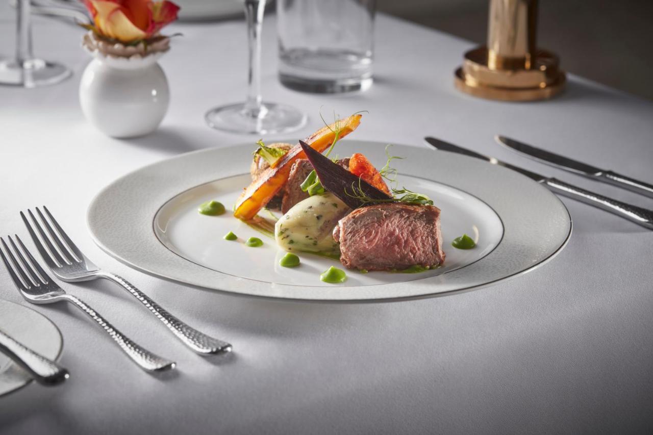 Bathen House Boutique Hotel מראה חיצוני תמונה A dinner plate